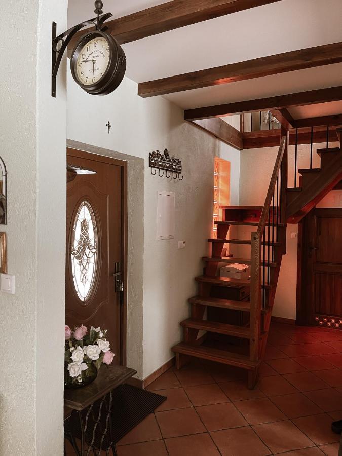 Sielanka Kretowiny Vila Exterior foto